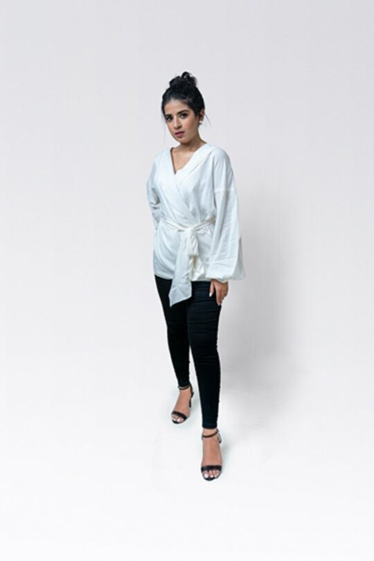White Portrait Collor Top